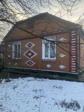 продається хата в селі Бужанка - фото 1