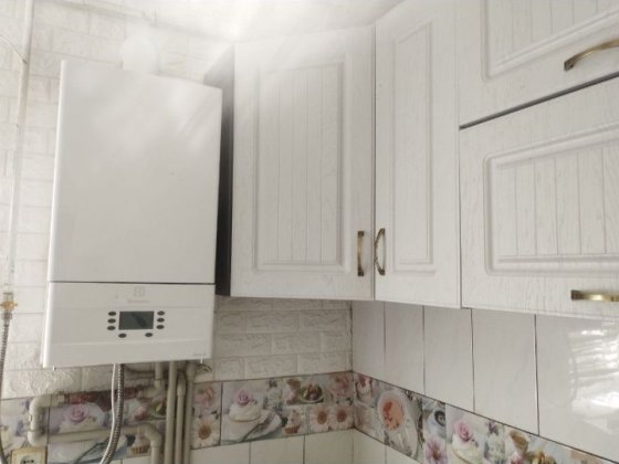 Будинок з земельною ділянкою, можливий обмін на квартиру