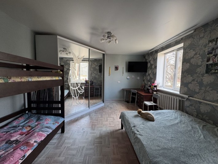 Частина будинку. Звягель. Район ринок Урожай - фото 1