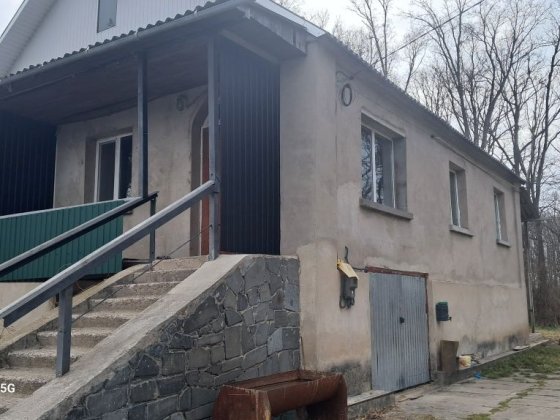 Продам  будинок  будинок