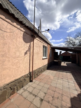 Продается хороший дом. Хорошее состояние. Гараж. Славянск - фото 1