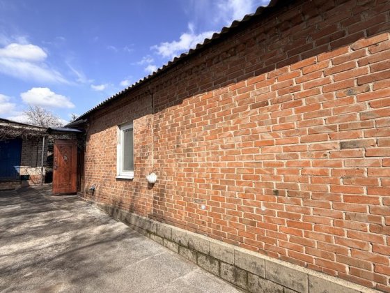 Продается дом. Жилое состояние. Газифицированный. Славянск. Слов'янськ