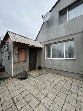 Продам уютный 2-этажный дом в районе Северный. Сертификат - ДА - фото 1