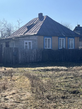 Будинок з великою ділянкою землі в передмісті Харкова - фото 1