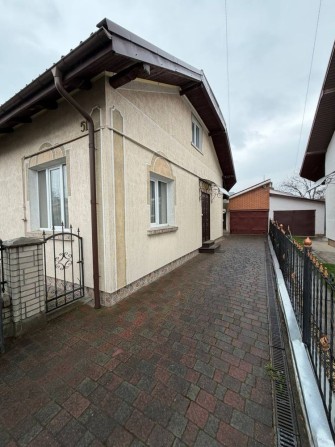 Продається просторий 5-кімнатний будинок по вул. Морозенка - фото 1