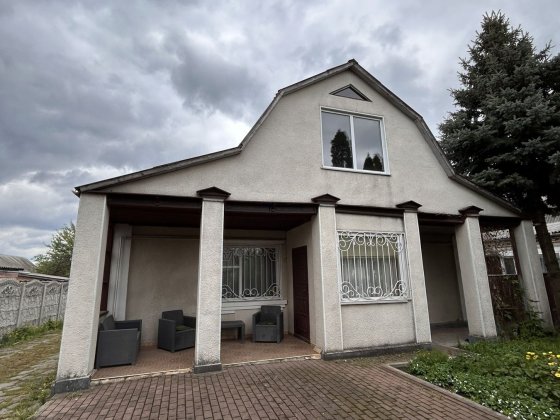 Продається добротний будинок у Фастові. Фастов
