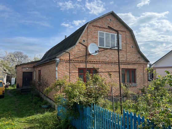 135 м² у Фастові (Завокзалля) — 10 соток, баня та майстерня! 55000