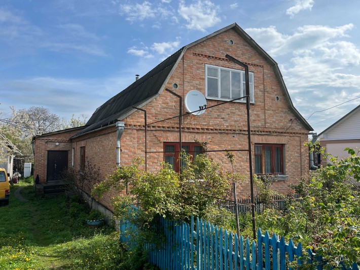 135 м² у Фастові (Завокзалля) — 10 соток, баня та майстерня! 55000 - фото 1