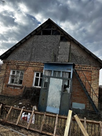 Продам пів будинку - фото 1