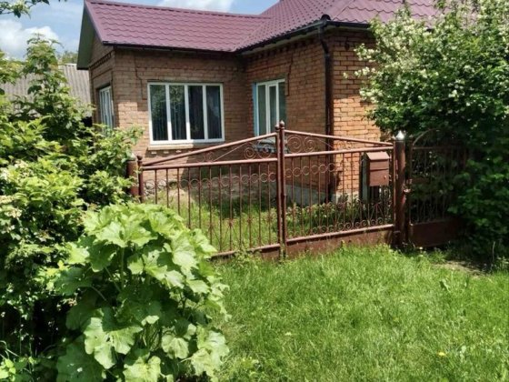 Продаж цегляного будинку із комунікаціями , гарна локація! Хмельницький