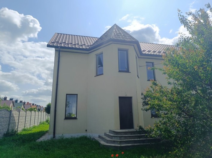 Продаж будинку з ремонтом 95% - фото 1