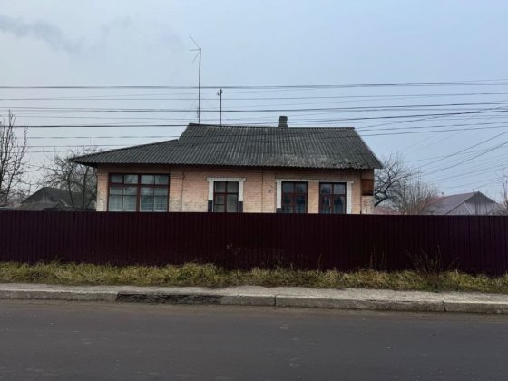 Будинок з земельною ділянкою Шептицький