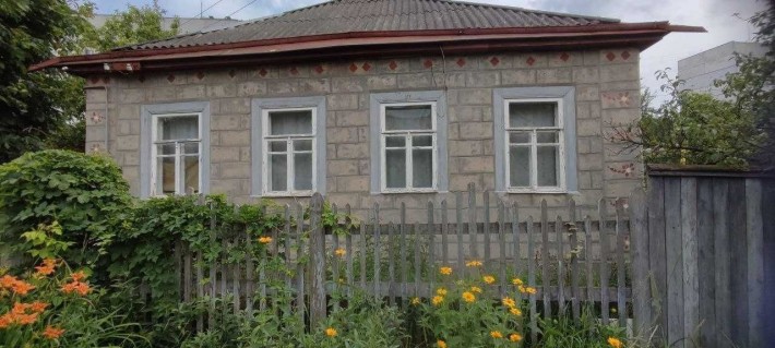 Продается дом в центре Чугуева - фото 1