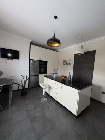 Затишний стильний будинок район Лезнево. Мінімальне офор. 43123 - фото 1