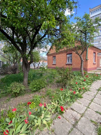 Топ пропозиція! Великий будинок на 8.5 сотках з 2 гаражами Заготзерно - фото 1