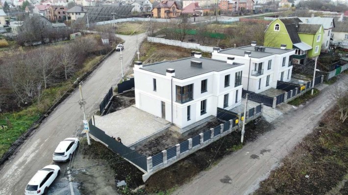 Продам котедж в місті - фото 1