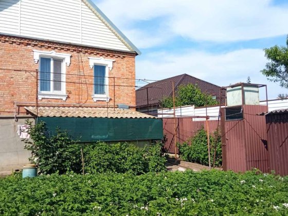 продам дом 2 этажный Нікополь