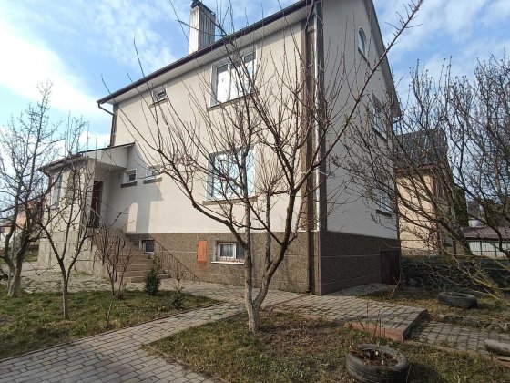 Продам будинок в місті , супер - місце! Хмельницький