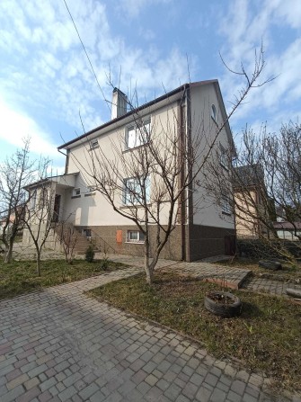 Продам будинок в місті , супер - місце! - фото 1