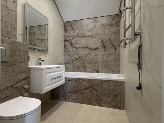 Продмж таунхауса з ремонтом Агрономічне