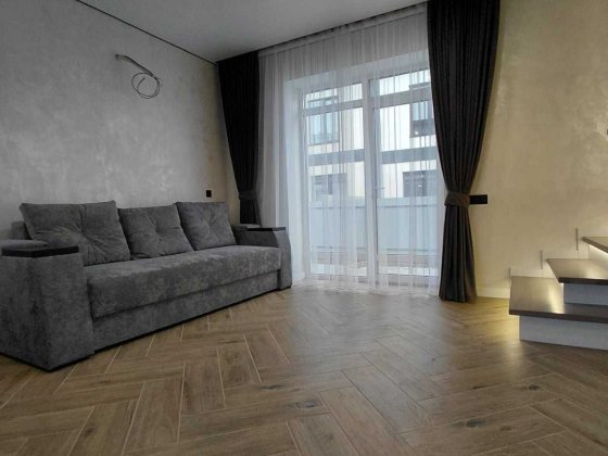 Продам сучасний таунхаус в Агрономічному 0216 Агрономичное