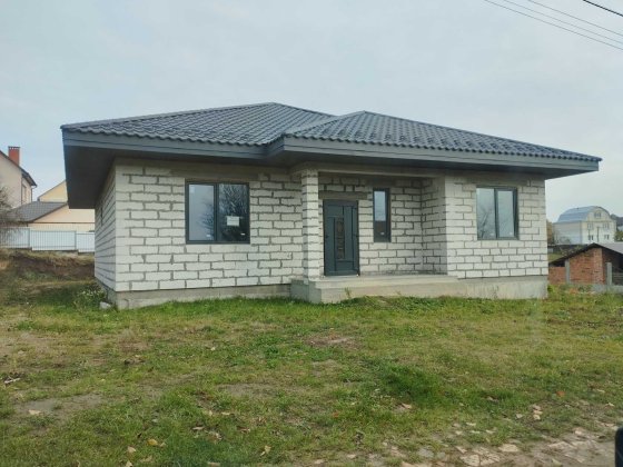 Одноповерховий будинок в Лезнево від власника Хмельницький