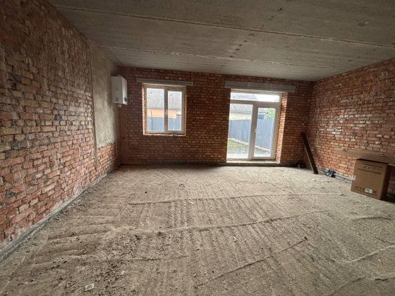 Продаж котеджу з власною ділянкою. Хмельницкий