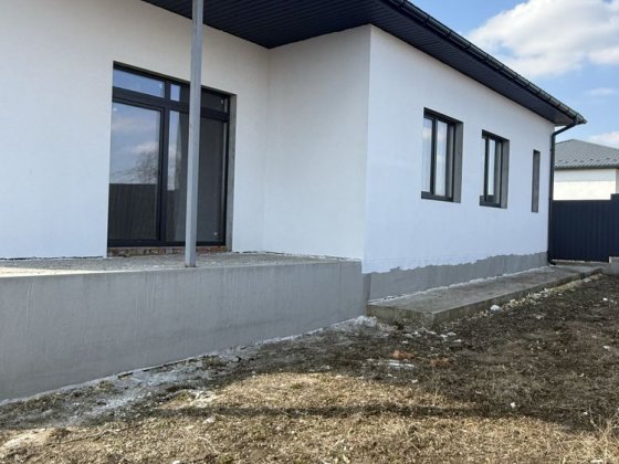 Стильний, сучасний будинок з терасою для ранкової кави Хмельницький