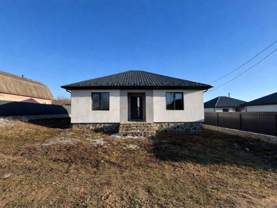 Продаж 1 пов.будинку 100 м.кв Стрижавка Стрижавка