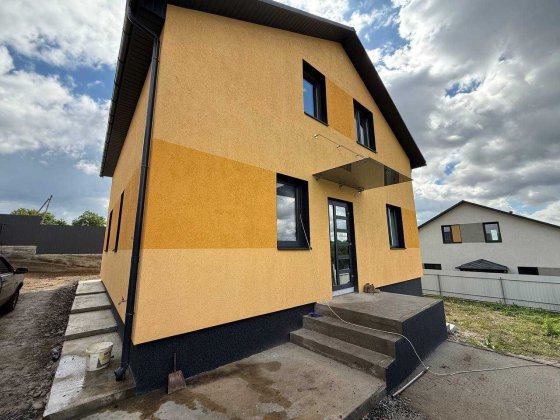 Продаж будинку! Газове опалення, ділянка 4 сотки. Є відновлення Зарванці