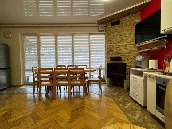 Продаж Танхауса Перший  парковий Хмельницький