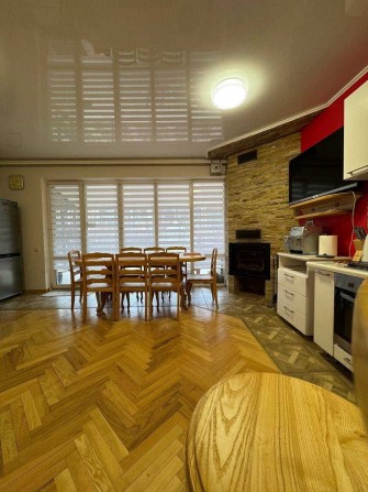 Продаж Танхауса Перший  парковий - фото 1