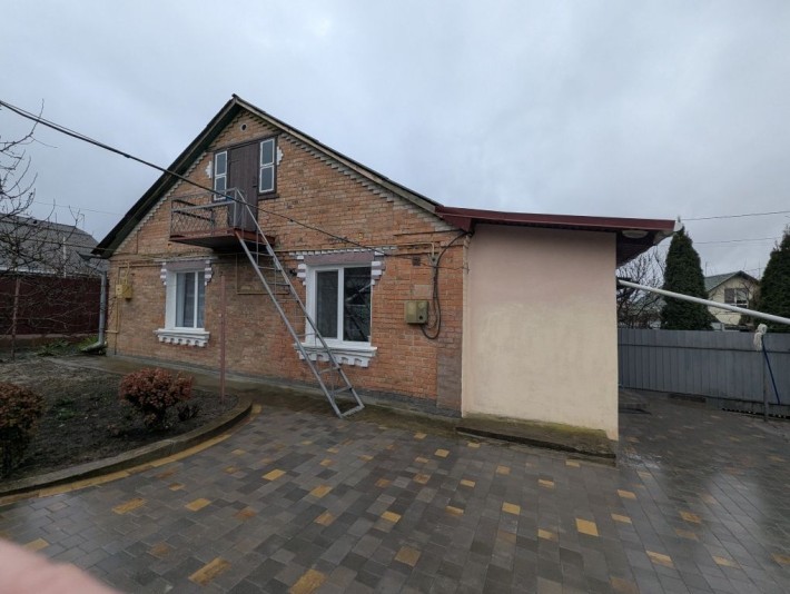 Продам частину будинку на Старому Місті (Педучилище) - фото 1