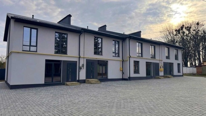 Продаж таунхауса в центрі Якушинців - фото 1