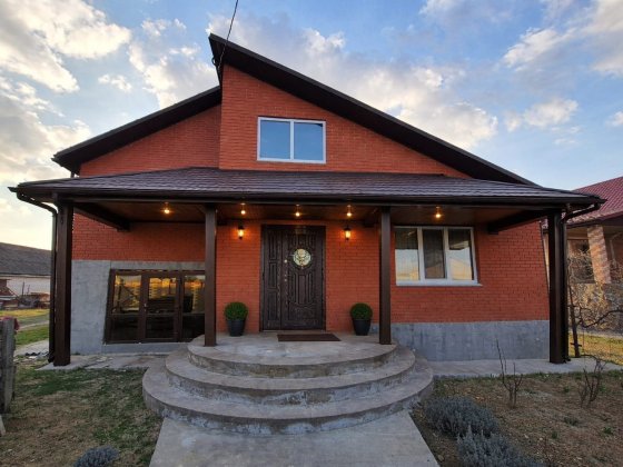 Продам Гарний  будинок Іллінці