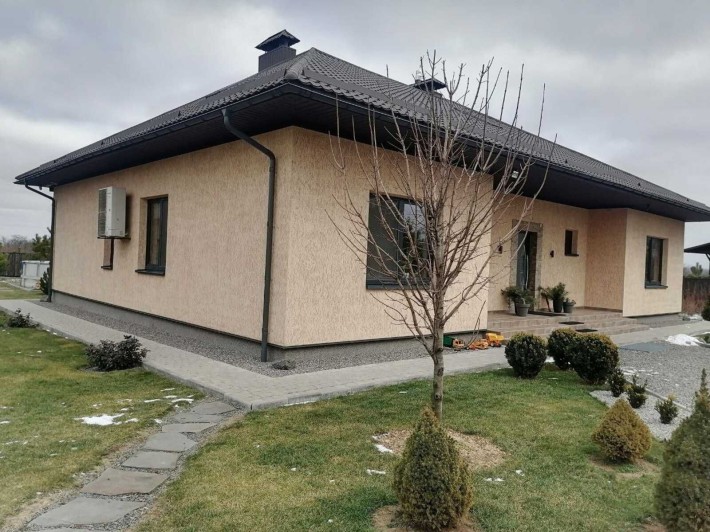 Продаж 2 - поверхового будинку в Щітках преміум класа - фото 1