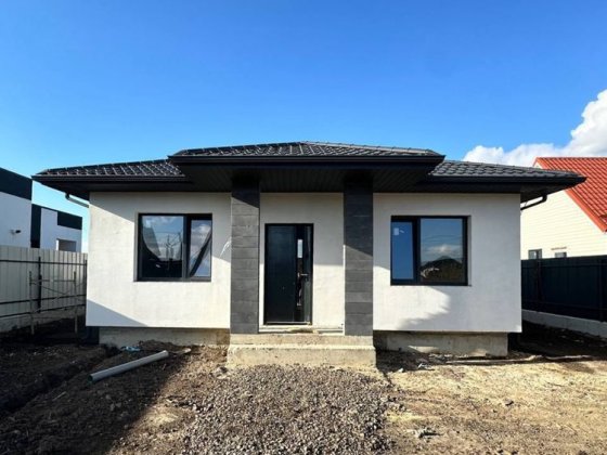 Продаж будинку з терасою Рованці