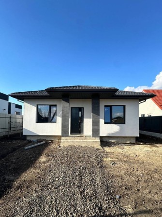 Продаж будинку з терасою - фото 1