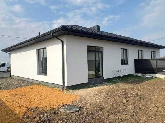 Будинок з ремонтом Боратин Боратин