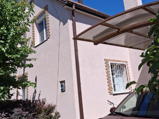 Будинок дача в Підгородному зі своїм берегом та лазнею Подгородное