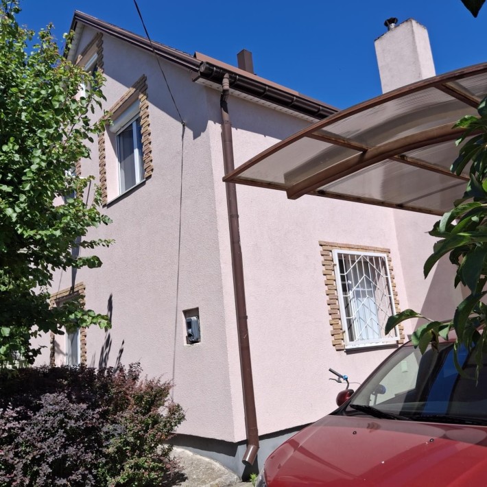 Будинок дача в Підгородному зі своїм берегом та лазнею - фото 1