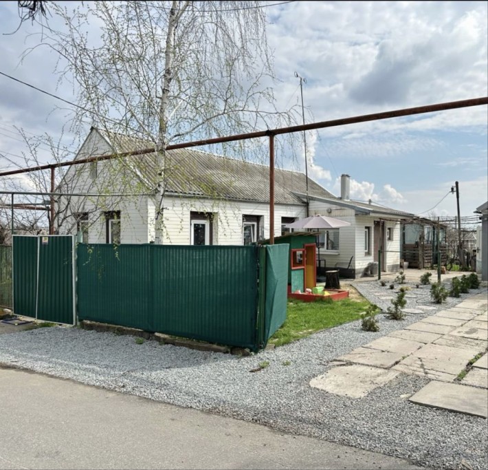 Продам отдельный дом с участком  возле живописной  р Кильчень Возможен безналичный расчет. - фото 1