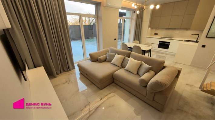 Продам 5к таунхаус Scandi Village | Закритий комплекс | Новий ремонт - фото 1