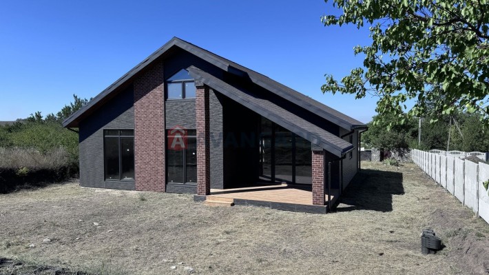 Продам новый дом 160 м.2 Новоалександровка - фото 1