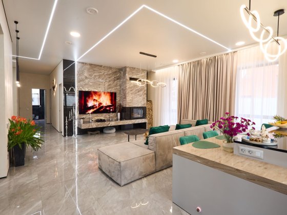 Продаж ексклюзивного будинку в Новоолександрівці (вул. Польова) Новоолександрівка