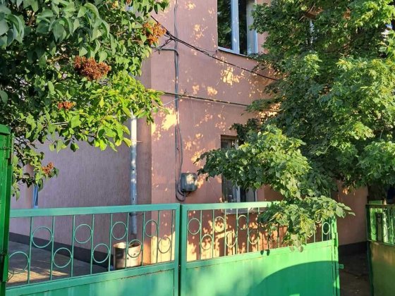 Продам 2-х этажный дом около РЕКИ. Гараж. Новоселовка