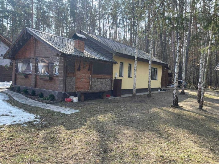 Заміський будинок зі зручностями для відпочинку або постіного проживання  в с. Новогуйвинськ - фото 1