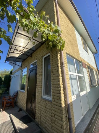 Продаж чудового будинку поряд з хвойним лісом - фото 1