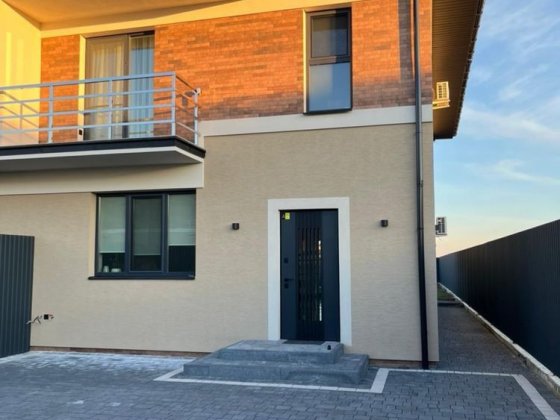 Продається Таунхаус у котеджному містечку New Village Сторожниця