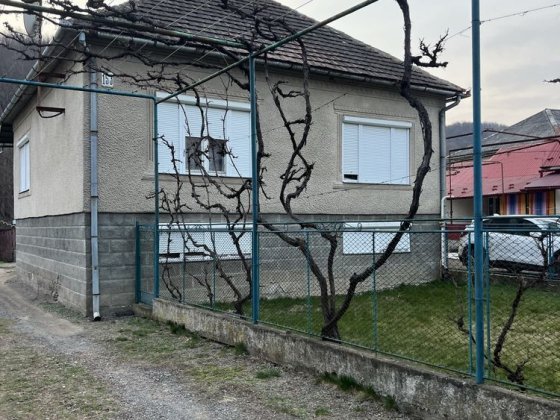 Продаж добротного будинку в Чинадійово Чинадиево